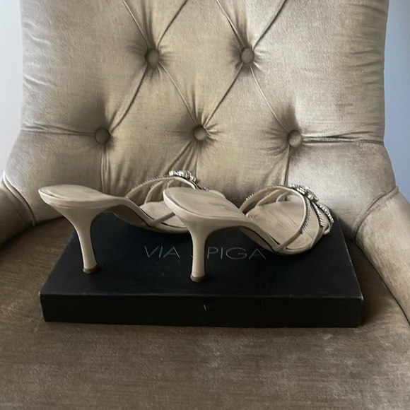 Summer sandals - Picture 2 of 3